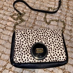 Banana Republic black/white side bag 🤍🖤